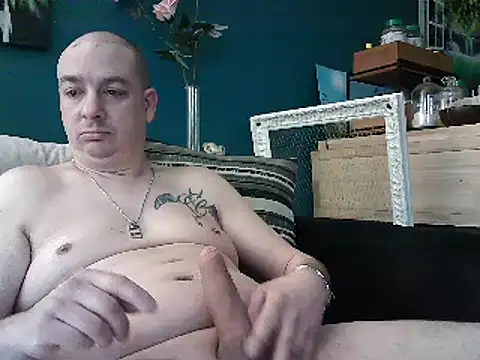 Snapshot of mecanoExhib78 chatting on March 5, 6:44 am mecanoExhib78 online show from March 5, 6:44 am