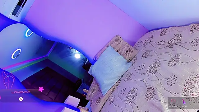 Shanelengel online show from November 25, 5:52 am