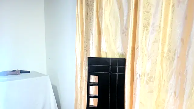 Little aphrodite online show from April 19, 3:40 am