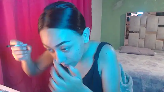 Little aphrodite online show from November 28, 9:37 pm