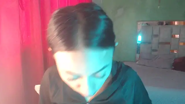 Little aphrodite online show from December 3, 9:58 pm