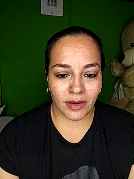 emily sweet13 online show from April 7, 2:35 am