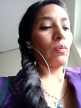 chloewildd  online show from November 2, 9:09 pm