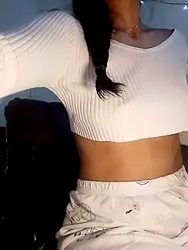 chloewildd  online show from December 15, 7:24 am