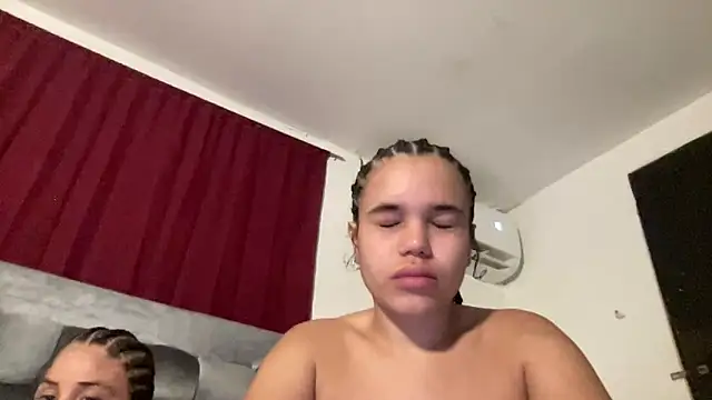 brithneysquirt online show from March 11, 7:46 am