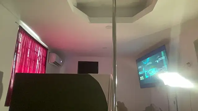 brithneysquirt online show from March 2, 3:41 pm