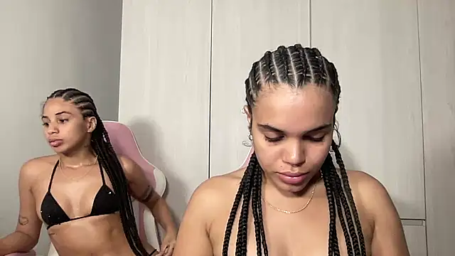 brithneysquirt online show from March 10, 6:34 pm