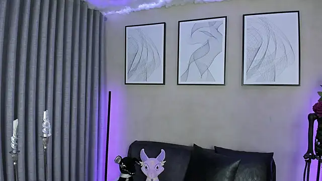 Snapshot of Morgan_Hilll_ chatting on October 10, 12:06 pm Morgan Hilll online show from October 10, 12:06 pm