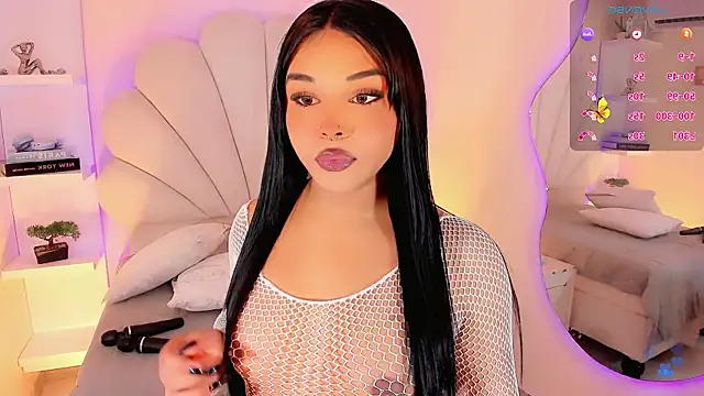 ValentinaMarinn online show from March 1, 9:15 pm