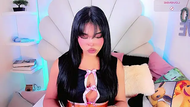 ValentinaMarinn online show from April 17, 9:39 pm