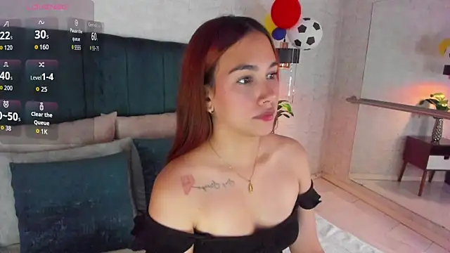 Snapshot of AdeleAndersonn chatting on June 30, 3:45 pm AdeleAndersonn online show from June 30, 3:45 pm