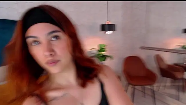 AdeleAndersonn online show from November 19, 7:36 pm