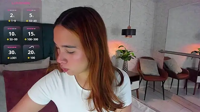 AdeleAndersonn online show from April 25, 12:52 pm