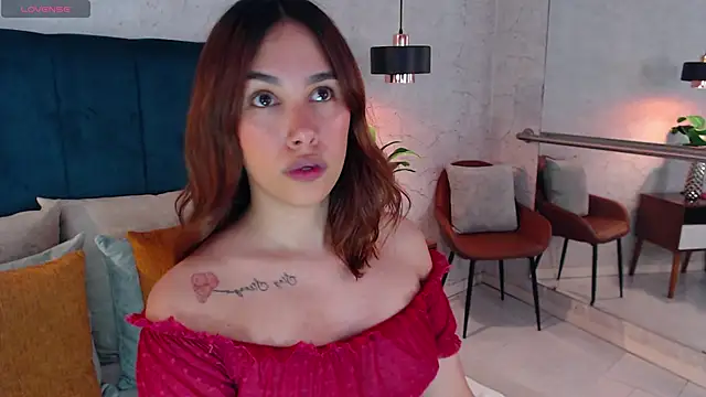 AdeleAndersonn online show from October 31, 5:42 pm