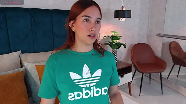 AdeleAndersonn online show from November 21, 7:57 pm