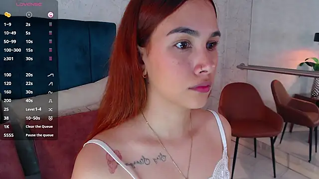 AdeleAndersonn online show from November 5, 9:18 pm