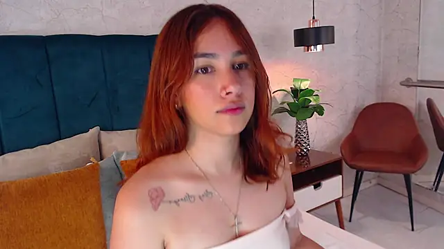 AdeleAndersonn online show from November 17, 7:29 pm