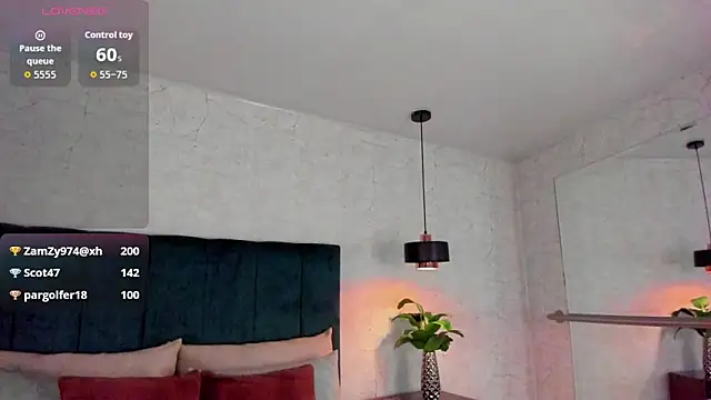 AdeleAndersonn online show from April 21, 1:42 am