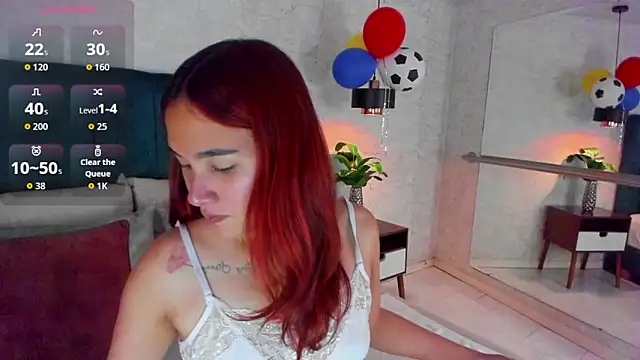 Snapshot of AdeleAndersonn chatting on June 17, 2:05 pm AdeleAndersonn online show from June 17, 2:05 pm