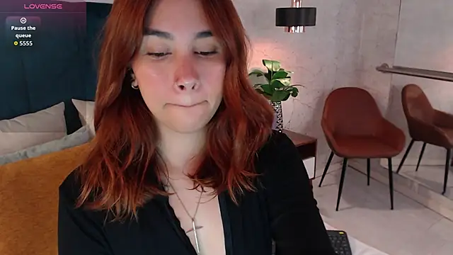 AdeleAndersonn online show from December 2, 7:59 pm