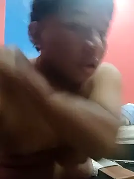 Tu papi 69  online show from October 4, 11:28 pm