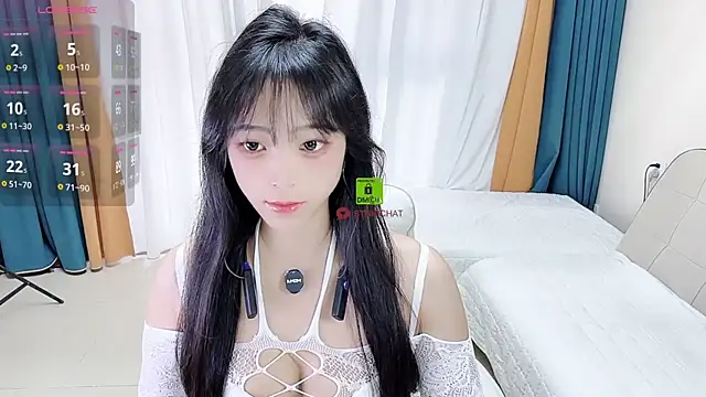 808dass online show from March 28, 9:10 am