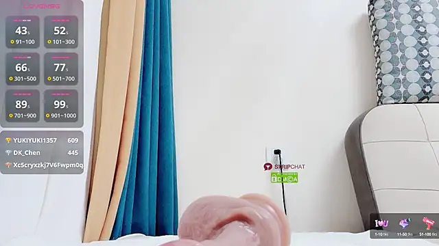 808dass online show from October 24, 5:12 pm