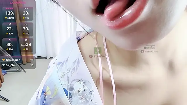 808dass online show from October 24, 5:06 am