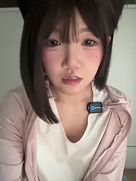 Snapshot of buluuuuuu chatting on January 5, 3:45 pm buluuuuuu online show from January 5, 3:45 pm