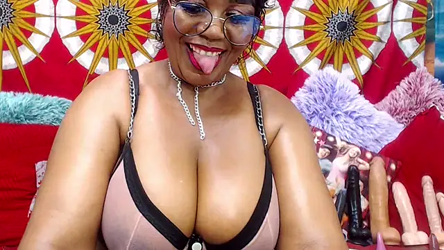 Snapshot of MATURExxxASS chatting on June 21, 7:52 pm MATURExxxASS online show from June 21, 7:52 pm