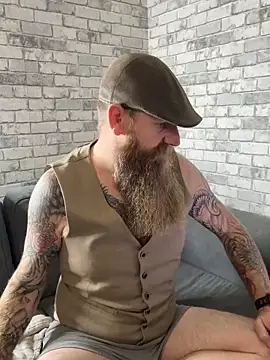 Snapshot of Ice_mannHH chatting on December 7, 10:23 pm Ice mannHH online show from December 7, 10:23 pm