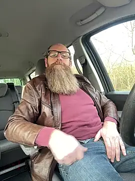 Snapshot of Ice_mannHH chatting on December 15, 12:11 pm Ice mannHH online show from December 15, 12:11 pm