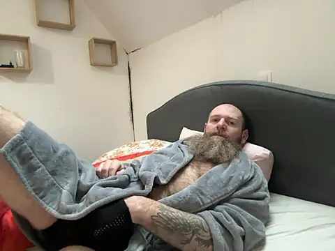 Snapshot of Ice_mannHH chatting on January 24, 9:06 am Ice mannHH online show from January 24, 9:06 am