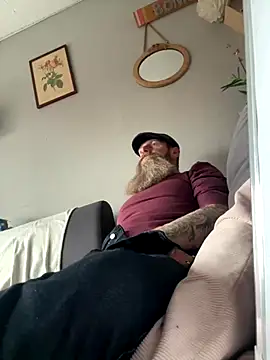 Snapshot of Ice_mannHH chatting on November 27, 1:22 pm Ice mannHH online show from November 27, 1:22 pm