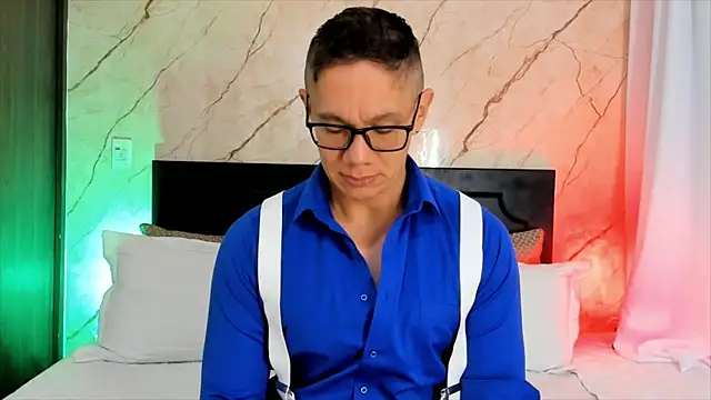 austin BoyJRG online show from October 14, 8:48 am