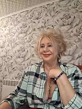 Snapshot of PALETT chatting on February 1, 3:08 am PALETT online show from February 1, 3:08 am