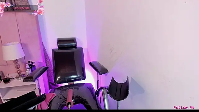 megan bat online show from January 10, 1:31 pm