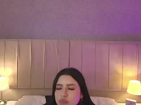 megan bat online show from February 10, 4:25 pm