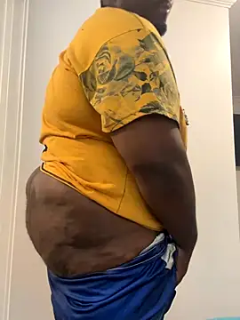 Snapshot of BigBossaNova69 chatting on November 7, 12:21 pm BigBossaNova69 online show from November 7, 12:21 pm