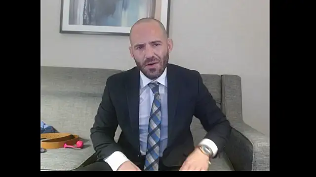 Snapshot of TheNakedPreacher chatting on February 6, 9:00 am TheNakedPreacher online show from February 6, 9:00 am