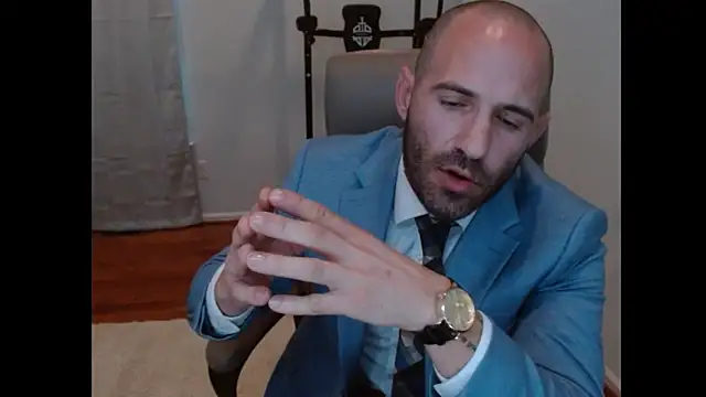 Snapshot of TheNakedPreacher chatting on February 7, 4:48 pm TheNakedPreacher online show from February 7, 4:48 pm