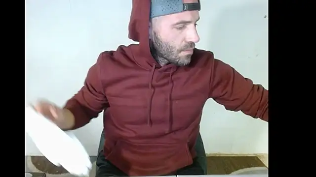 Snapshot of TheNakedPreacher chatting on January 21, 12:29 pm TheNakedPreacher online show from January 21, 12:29 pm