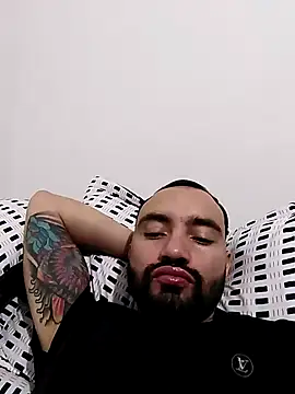 Snapshot of Juandiam chatting on June 14, 1:46 am Juandiam online show from June 14, 1:46 am