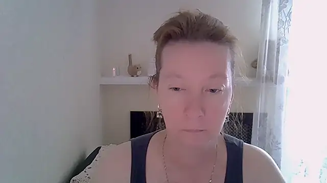 Snapshot of Madaamtang chatting on June 17, 1:32 pm Madaamtang online show from June 17, 1:32 pm