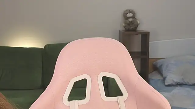 Eveleen Soleen online show from January 31, 7:12 pm