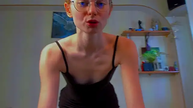 Fire Luna online show from February 15, 5:52 am