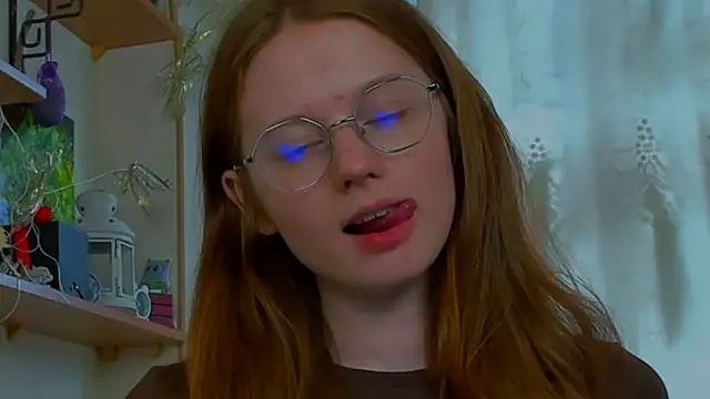 Fire Luna online show from March 26, 9:18 am