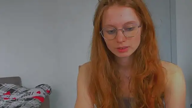Snapshot of Fire_Luna chatting on May 15, 12:58 pm Fire Luna online show from May 15, 12:58 pm