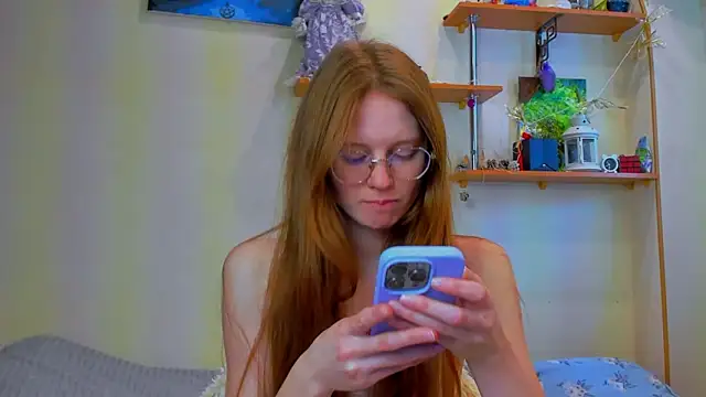 Fire Luna online show from February 18, 5:05 am