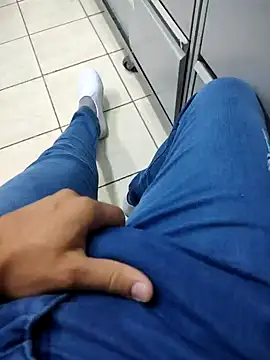 gatmoreno1 online show from January 17, 12:09 pm